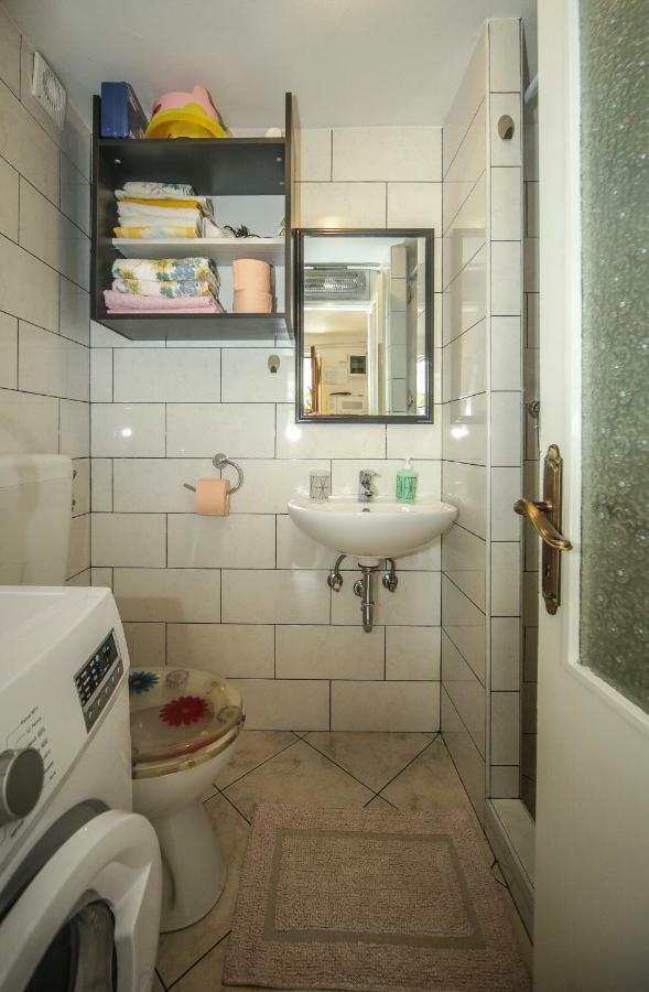 Apartman Ana Lovran Exterior foto